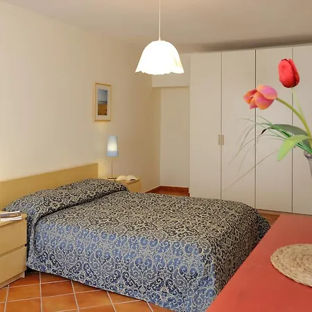 Rotonda Sul Mare Apartment *