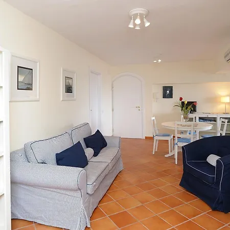 Rotonda Sul Mare Apartment *